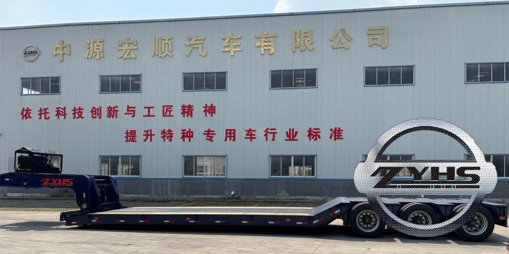 Power gooseneck trailer