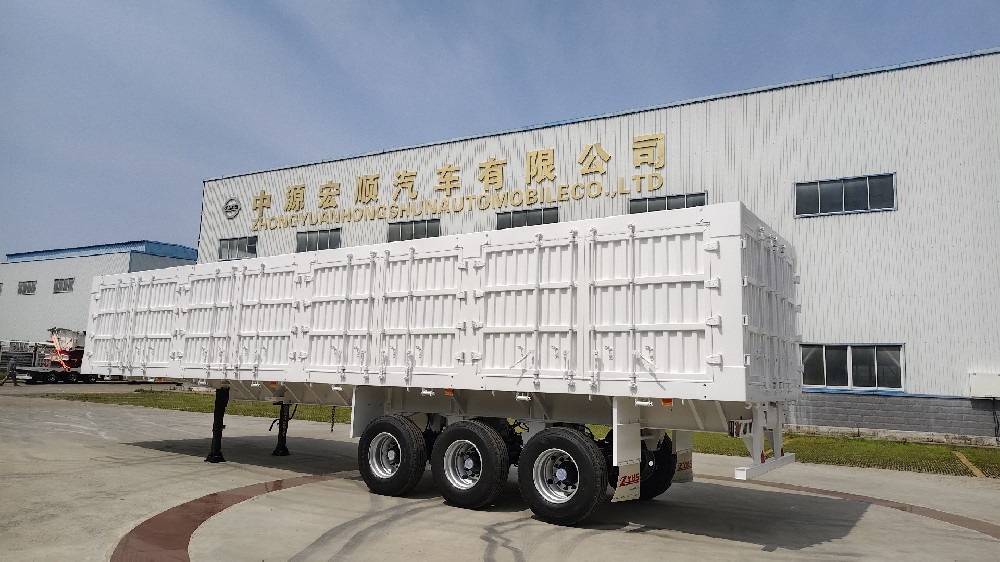 Introduction to Warehouse Fence Semi trailer